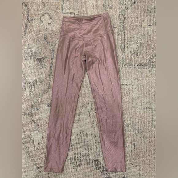 Beyond Yoga Pearlized High Waisted Midi Legging - Picture 5 of 5